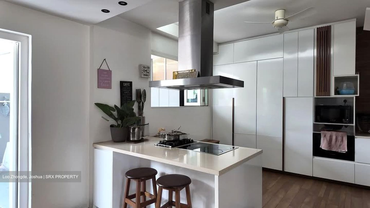 Marine Crescent (D15), Terrace #545956751